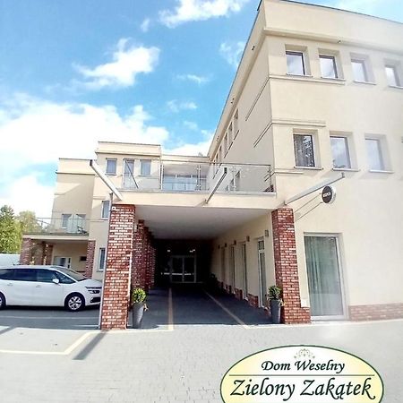 Dom Weselny Zielony Zakatek Jarocin Exterior foto